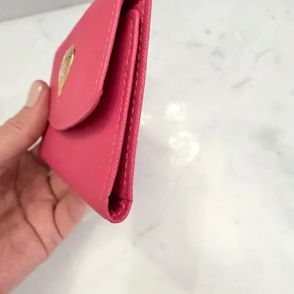 AUTHENTIC YSL HOT PINK KEYCHAIN/WALLET - Picture 9 of 10